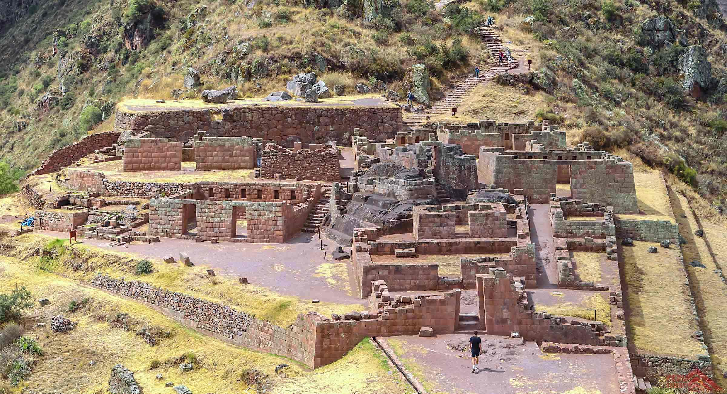 Lodge Trek To Machu Picchu
